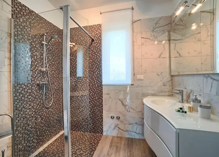 Vila In With Swimming Pool Pula